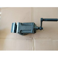 Тиски станочные поворотные ГМ-7204П с зажимной частью 80 мм