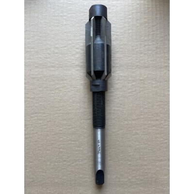 Развертка ручная регулируемая 45-47 мм Ц/Х