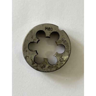 Плашка М 20×0,5 мм для метрической резьбы 9ХС