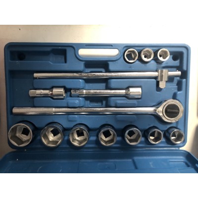 Набір торцевих головок 3/4″ 22, 24, 27, 30, 32, 36, 38, 41, 46, 50 мм ВІЗ-5В 14 предметів у пластмасовій валізі