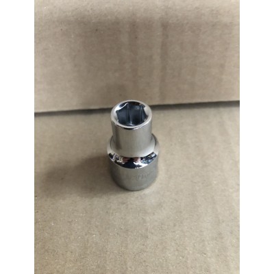 Головка торцевая 10 мм квадрат 1/2″ Eastman