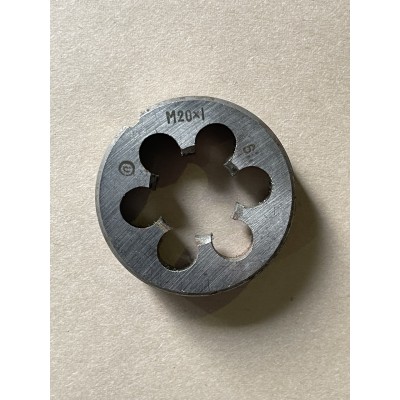 Плашка М 20×1,0 мм для метрической резьбы 9ХС