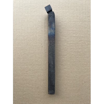 Резец токарный расточной для сквозных отверстий 25×16×200 мм ВК8