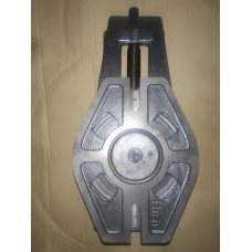 Тиски станочные поворотные ГН-7200-0215 с зажимной частью 160 мм Тиски станочные поворотные ГН-7200-0215 с зажимной частью 160 мм