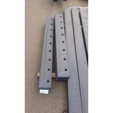 Ніж грейдерний плоский 1250х150х20 мм 8 отворів М16 Ніж грейдерний плоский 1250х150х20 мм 8 отворів М16