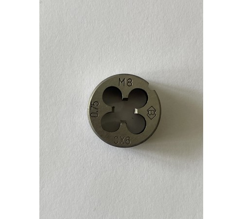 Плашка М 8х0,75мм для метрической резьбы 9ХС Плашка М 8х0,75мм для метрической резьбы 9ХС