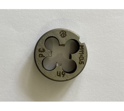 Плашка М 11x0,5мм для метрической резьбы 9ХС Плашка М 11x0,5мм для метрической резьбы 9ХС