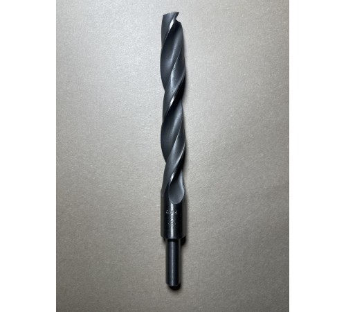 Сверло 17,0мм Ц/Х с проточкой 10,0мм средняя серия Р6М5 В Сверло 17,0мм Ц/Х с проточкой 10,0мм средняя серия Р6М5 В