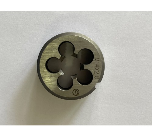 Плашка М 14х2,0мм для метричного різьблення 9ХС Плашка М 14х2,0мм для метричного різьблення 9ХС