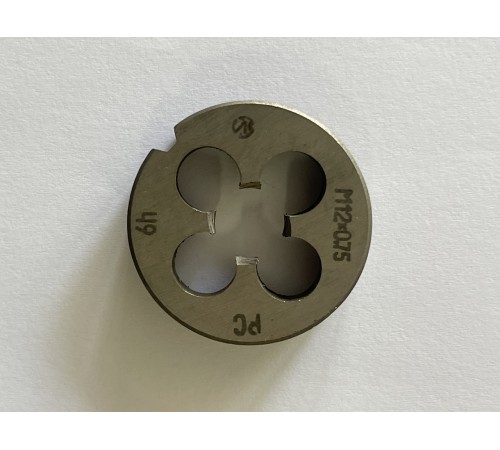 Плашка М 12x0,75мм для метрической резьбы 9ХС Плашка М 12x0,75мм для метрической резьбы 9ХС