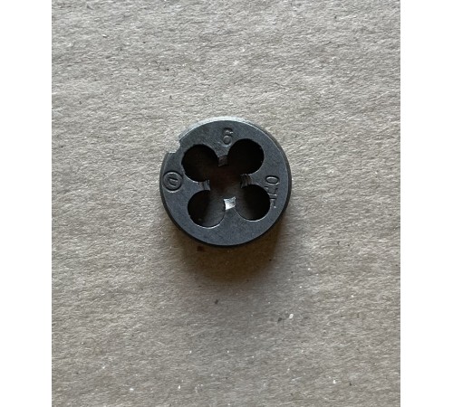 Плашка М 6х0, 75мм для метричної різьби 9ХС Плашка М 6х0, 75мм для метричної різьби 9ХС