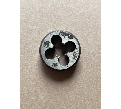 Плашка М 10x1,25мм для метрической резьбы 9ХС левая